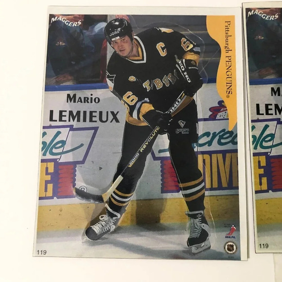 Lot  of 4 Collectable Hockey Magnets Mario Lemiuex Alex Mogilny Eric Fichaud - Picture 2 of 16